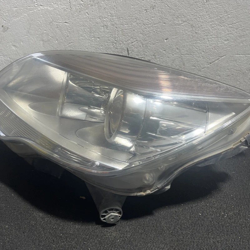 Far stanga xenon / Mercedes-Benz R Class W251 facelift 2011 / Caroserie, oglinzi si faruri