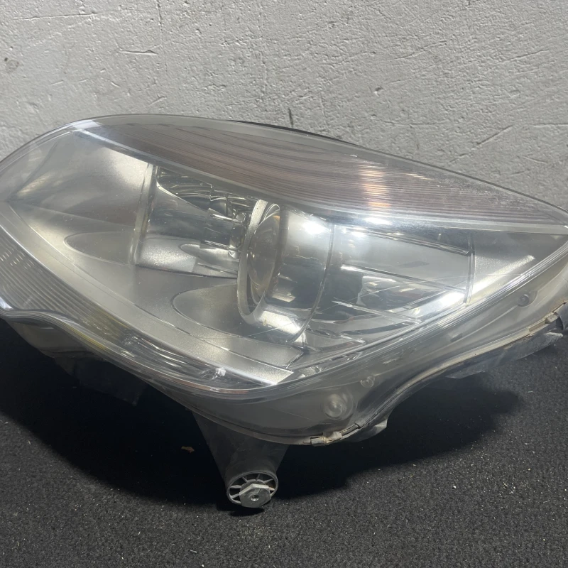 Far stanga xenon / Mercedes-Benz R Class W251 facelift 2011 / Caroserie, oglinzi si faruri