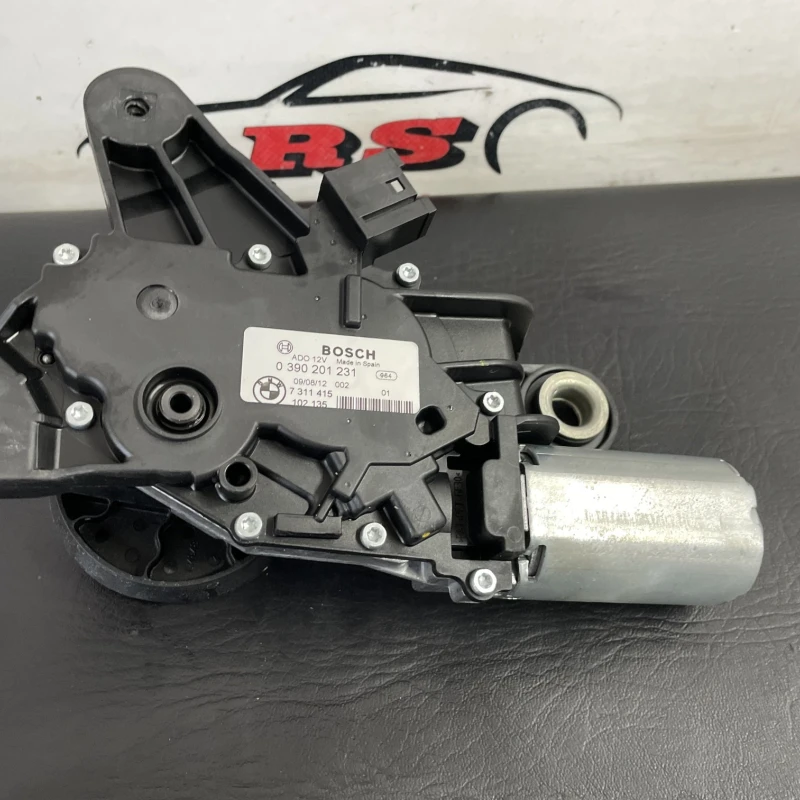 Motoras stergator haion BMW 