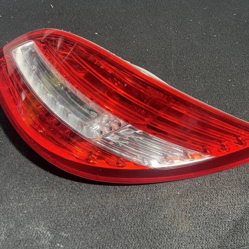 Stop dreapta caroserie / Mercedes-Benz R Class W251 facelift 2011 / Caroserie, oglinzi si faruri