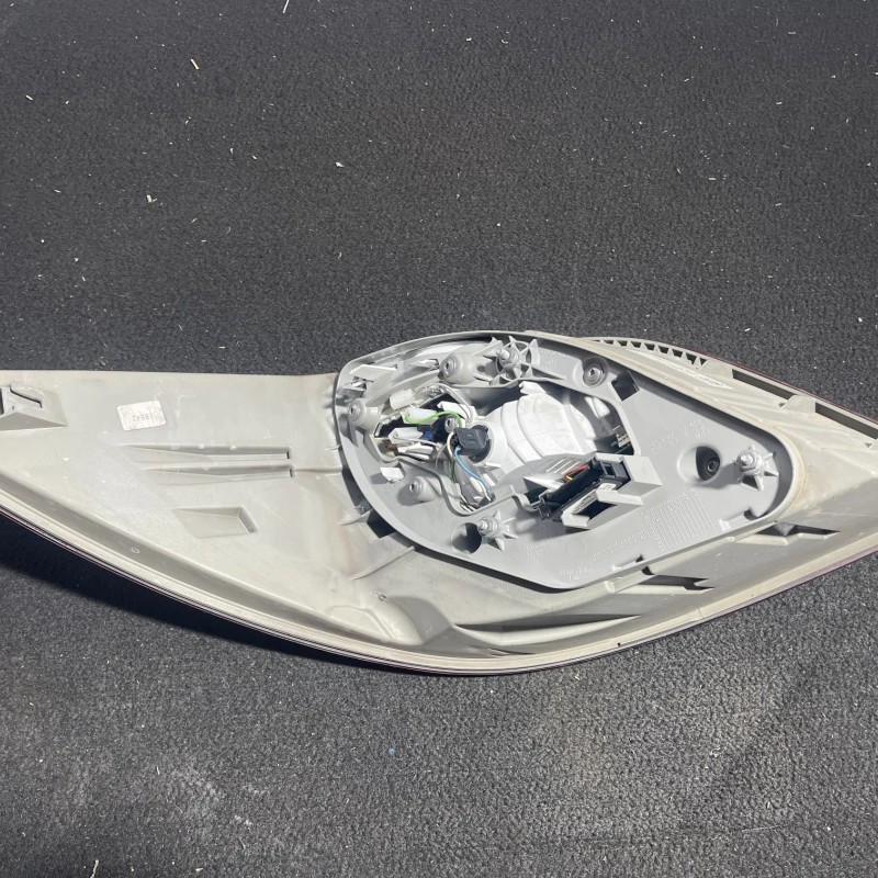 Stop dreapta caroserie / Mercedes-Benz R Class W251 facelift 2011 / Caroserie, oglinzi si faruri