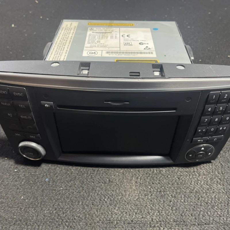 Radio CD / Mercedes-Benz R Class W251 facelift 2011 / Audio si electronice