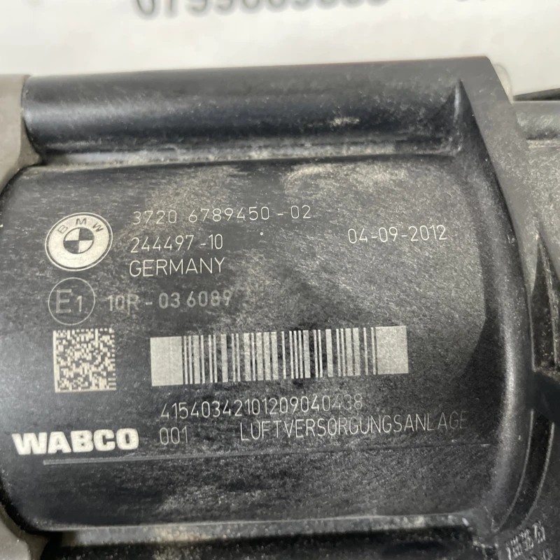 Compresor suspensie aer / BMW Seria 5 F11 2013 / Audio si electronice