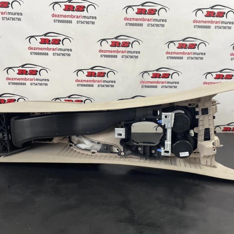 Cotiera centrala / BMW Seria 3 F30 2013 / Interior