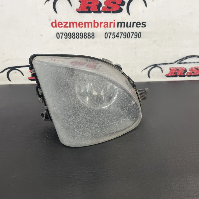 Far ceata dreapta BMW 