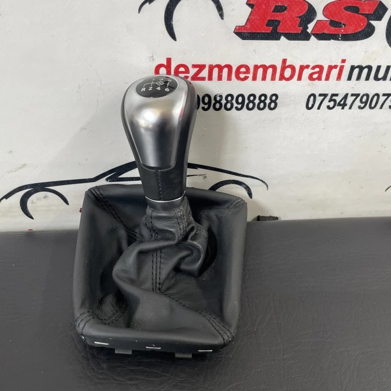 Nuca schimbator Mercedes-Benz B Class W246 2012