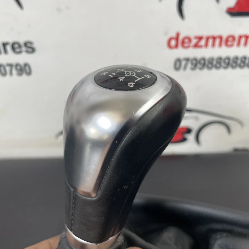 Nuca schimbator / Mercedes-Benz B Class W246 2012 / Interior