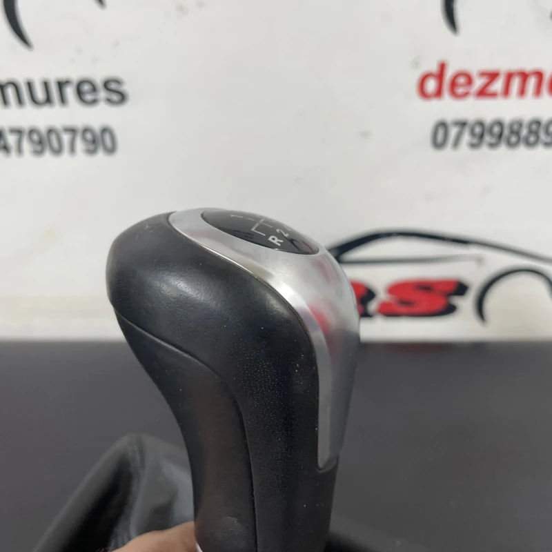 Nuca schimbator / Mercedes-Benz B Class W246 2012 / Interior