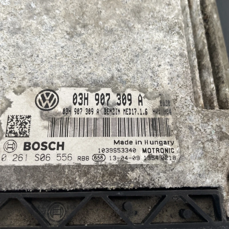 Calculator motor ecu / Volkswagen Passat B7 2014 / Audio si electronice
