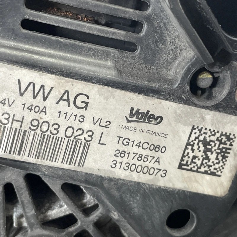 Alternator / Volkswagen Passat B7 2014 / Motor, racire si evacuare