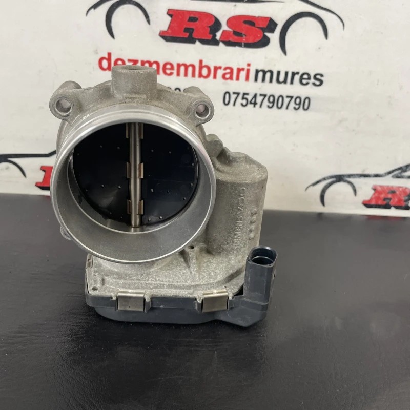 Clapeta de acceleratie / Volkswagen Passat B7 2014 / Motor, racire si evacuare