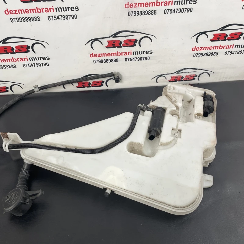 Vas lichid parbriz strop gel / BMW Seria 3 F30 2013 / Caroserie, oglinzi si faruri