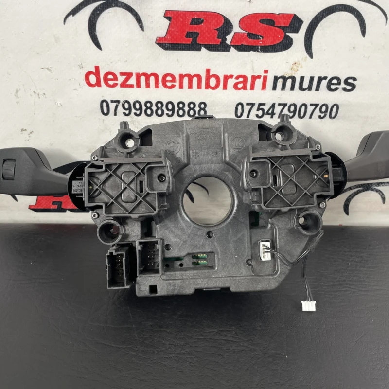 Spira volan cu manete / BMW Seria 3 F30 2013 / Audio si electronice