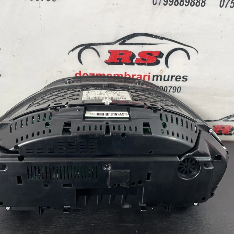 Ceas bord / BMW Seria 3 F30 2013 / Audio si electronice