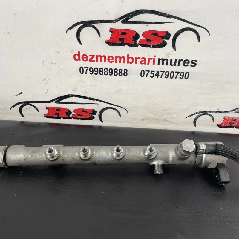 Rampa injectoare cu senzor / Mercedes-Benz B Class W246 2012 / Motor, racire si evacuare