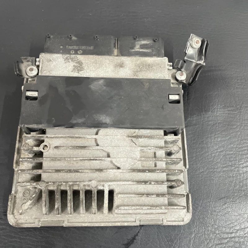 Calculator motor ecu / Audi A3 8P 2012 / Audio si electronice