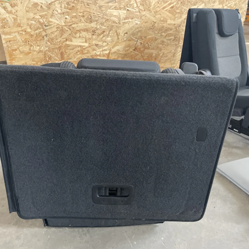 Scaune spate randul 3 / Volkswagen Sharan 7N 2014 / Interior