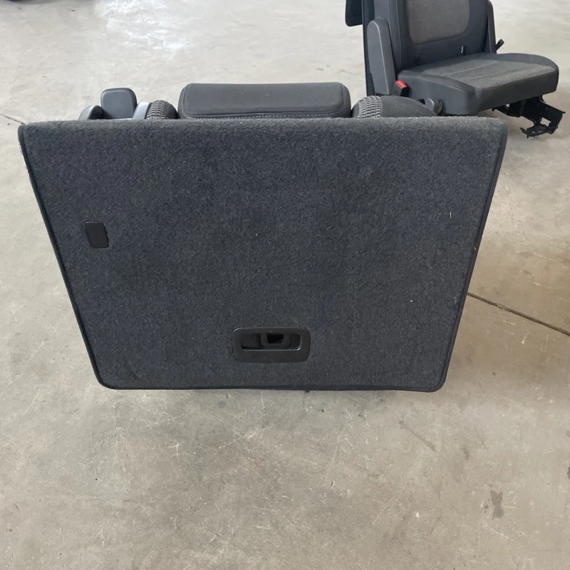 Scaune spate randul 3 / Volkswagen Sharan 7N 2014 / Interior