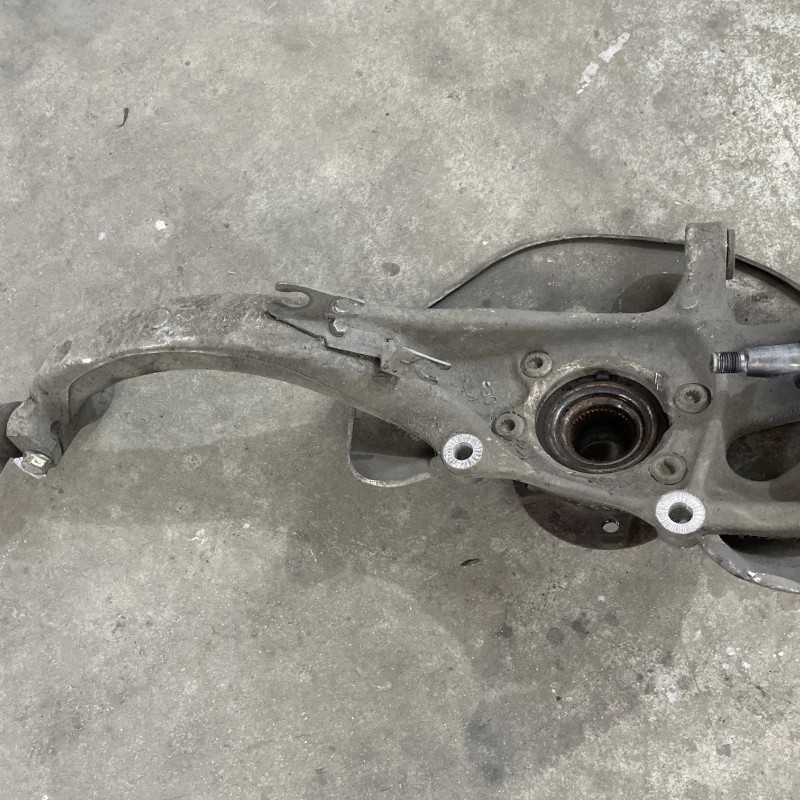 Fuzeta stanga fata / Audi A6 C7 2013 / Directie si suspensie