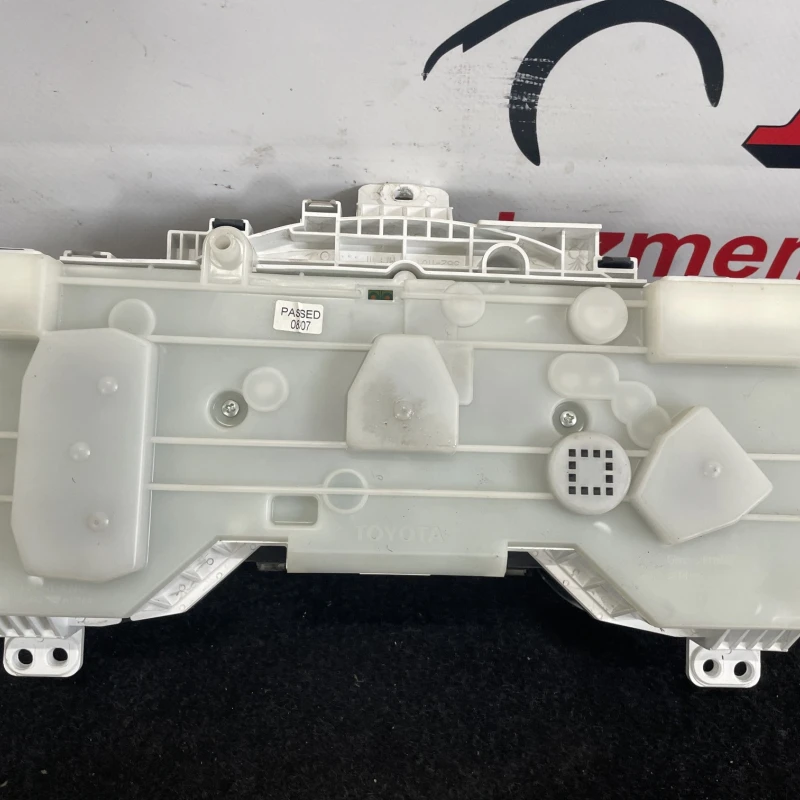 Ceas bord / Toyota Hilux  2007 / Audio si electronice
