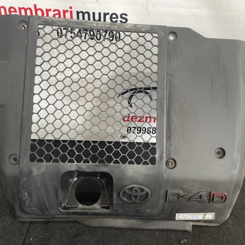 Capac motor / Toyota Hilux AN20 2007 / Motor, racire si evacuare