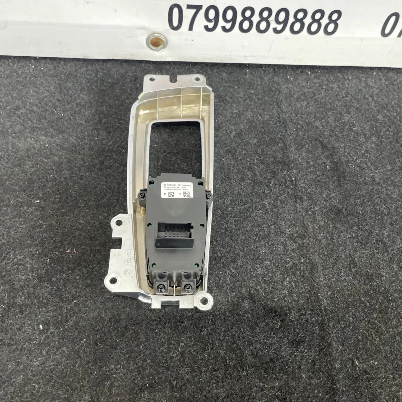 Buton frana de mana / BMW Seria 5 F11 2013 / Interior