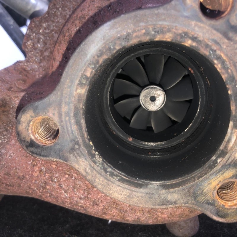 Turbosuflanta turbo turbina / Hyundai Santa Fe Santa Fe 2011 / Motor, racire si evacuare