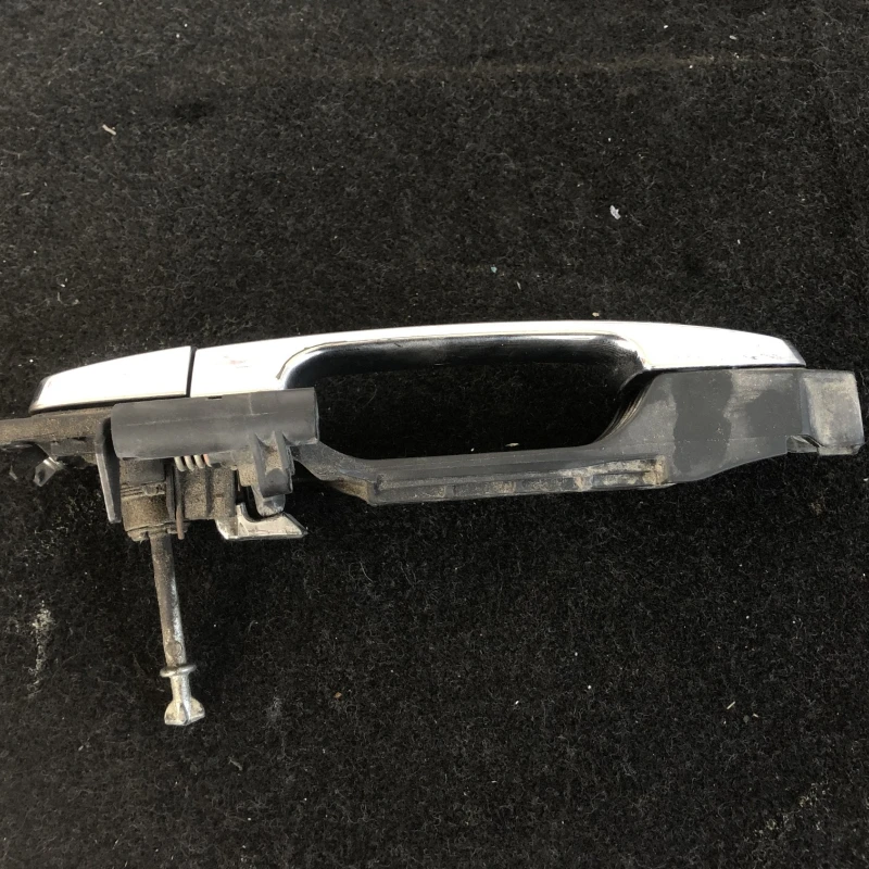 Maner usa stanga fata / Toyota Hilux  2007 / Caroserie, oglinzi si faruri