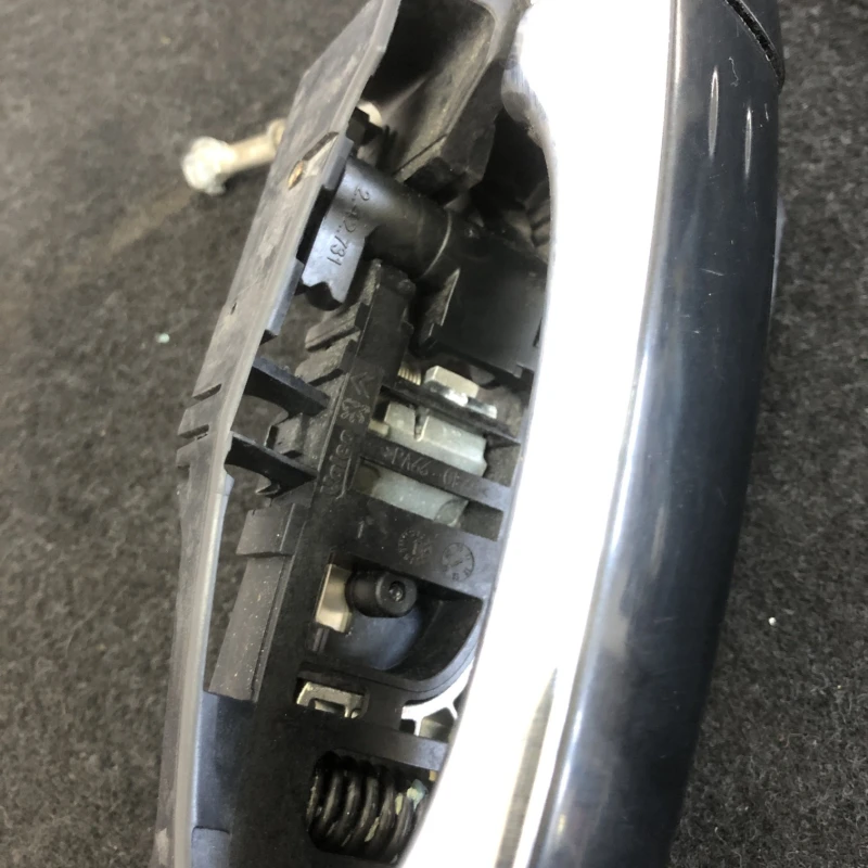 Maner usa stanga fata / Peugeot 508 508 2014 / Caroserie, oglinzi si faruri