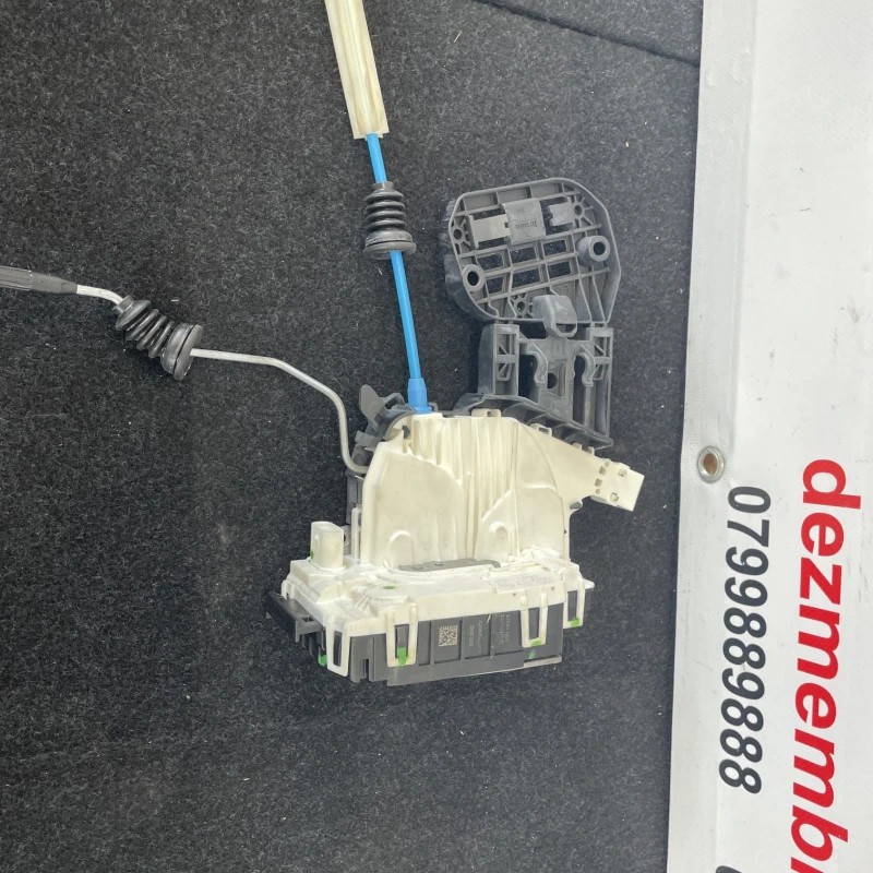 Iala broasca usa dreapta spate / Mercedes-Benz B Class W246 2012 / Caroserie, oglinzi si faruri