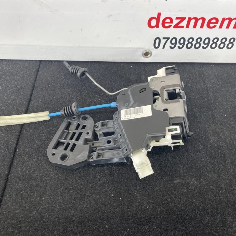Iala broasca usa dreapta spate / Mercedes-Benz B Class W246 2012 / Caroserie, oglinzi si faruri