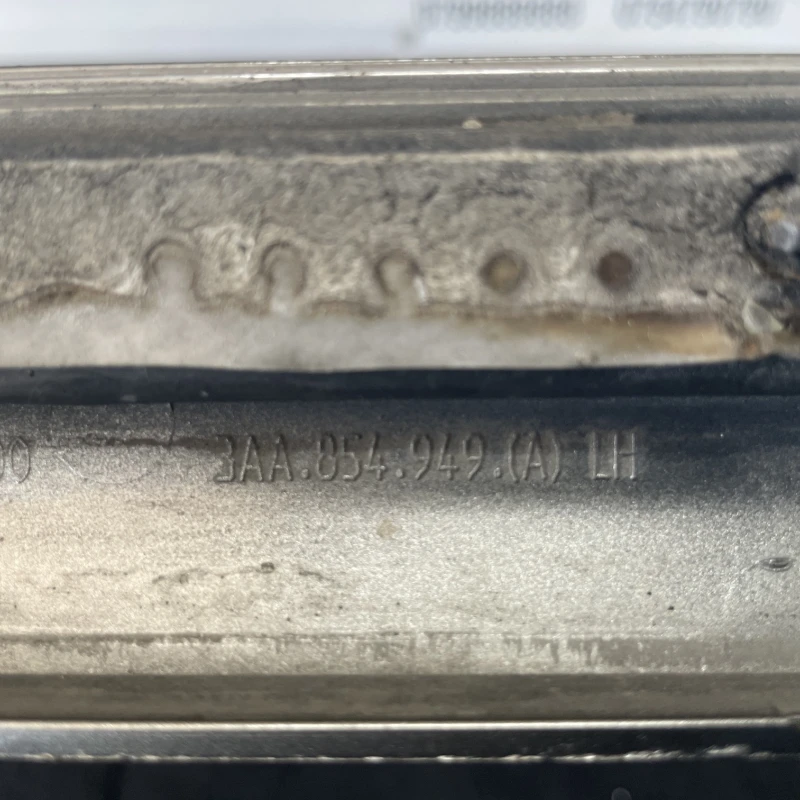 Bandou usa stanga spate / Volkswagen Passat B7 2014 / Caroserie, oglinzi si faruri