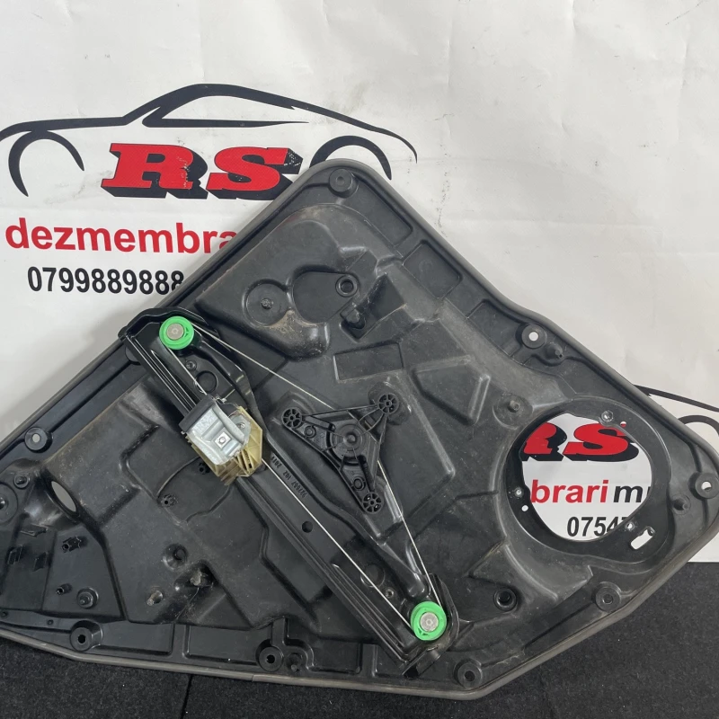 Panou usa cu macara geam dreapta spate / Mercedes-Benz B Class W246 2012 / Caroserie, oglinzi si faruri
