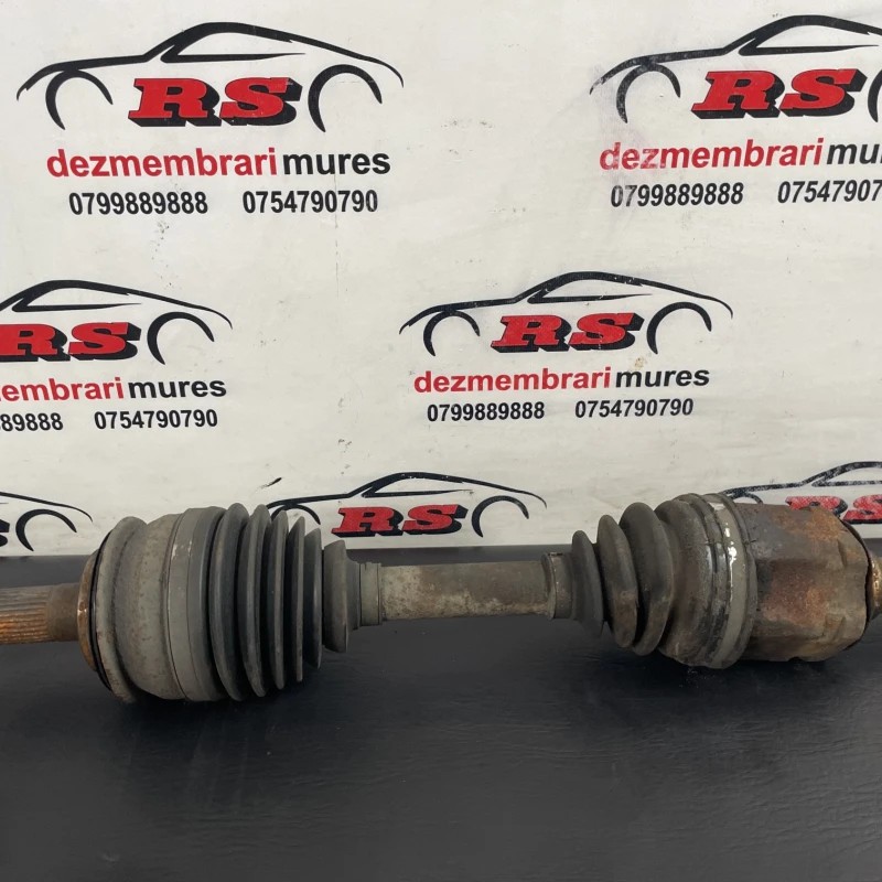 Planetara stanga fata Toyota Hilux  2007