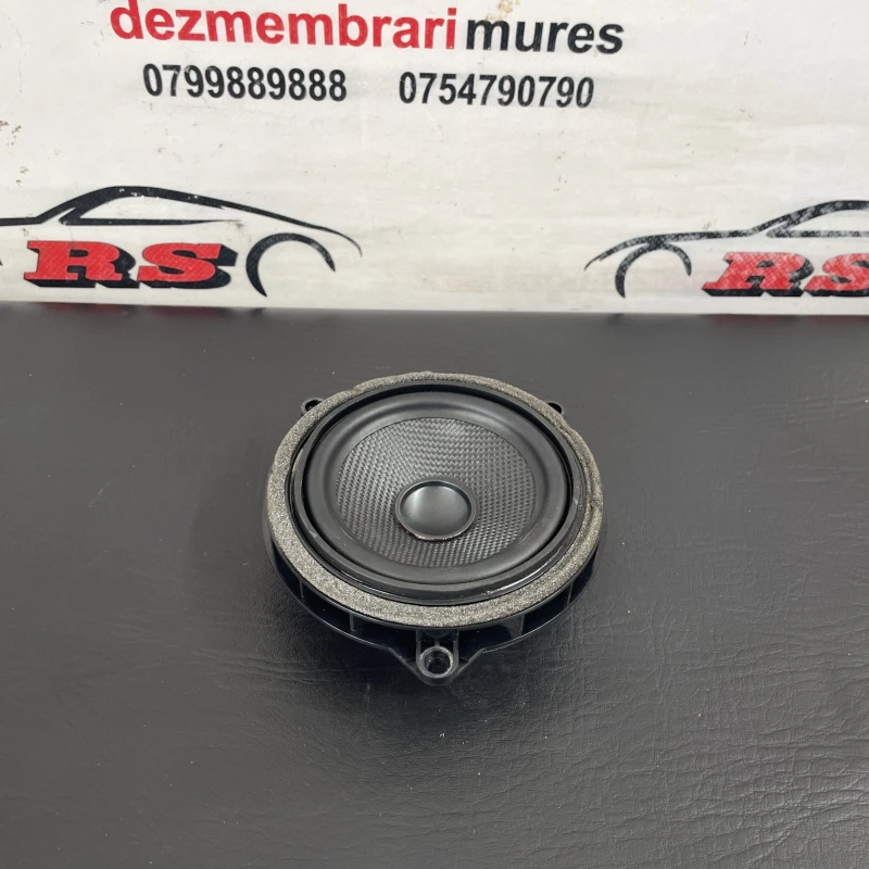 Boxa usa spate BMW 