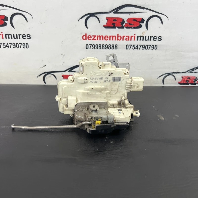 Iala broasca usa dreapta fata / Audi A3 8P 2012 / Caroserie, oglinzi si faruri