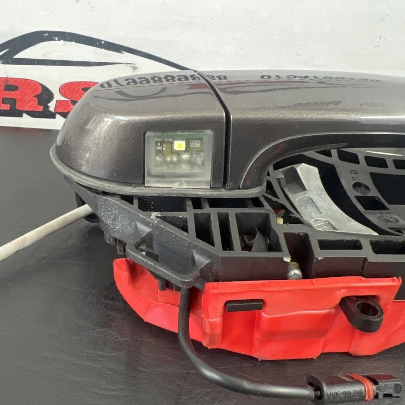 Maner usa dreapta fata / BMW Seria 3 F30 2013 / Caroserie, oglinzi si faruri