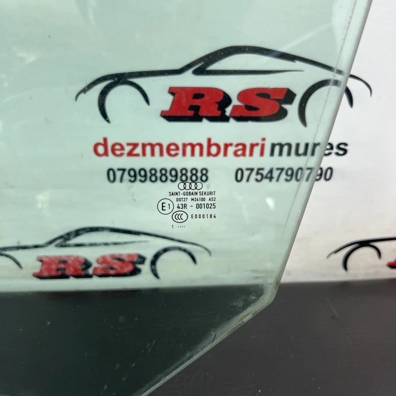 Geam stanga fata / Audi A3 8P 2012 / Caroserie, oglinzi si faruri