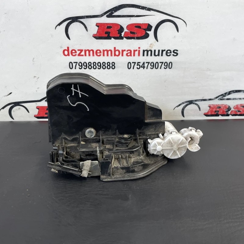 Iala broasca usa stanga fata / BMW Seria 3 F30 2013 / Caroserie, oglinzi si faruri