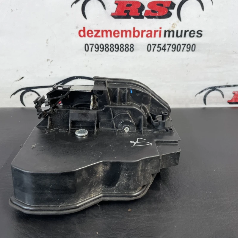 Iala broasca usa dreapta spate / BMW Seria 3 F30 2013 / Caroserie, oglinzi si faruri