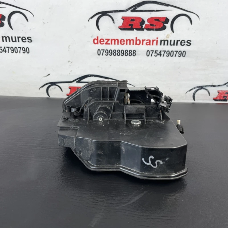 Iala broasca usa stanga spate / BMW Seria 3 F30 2013 / Caroserie, oglinzi si faruri