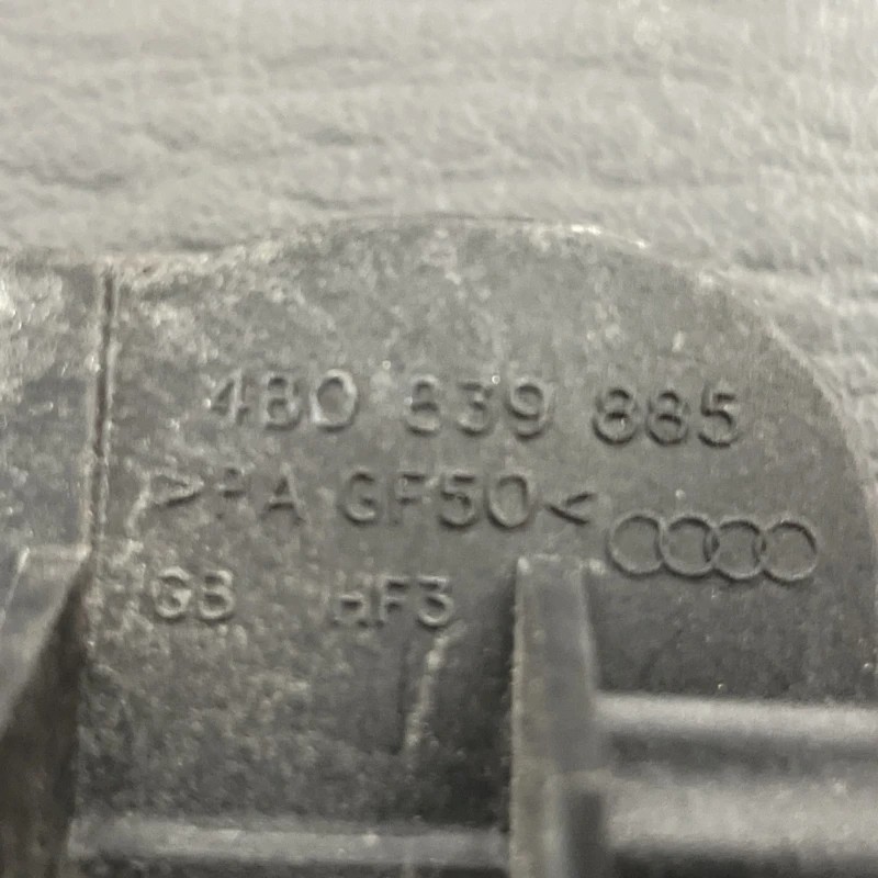 Maner usa dreapta fata / Audi A4 B8 2011 / Caroserie, oglinzi si faruri
