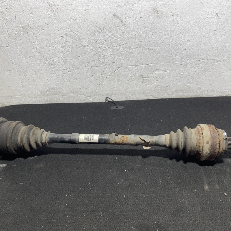 Planetara stanga spate BMW 