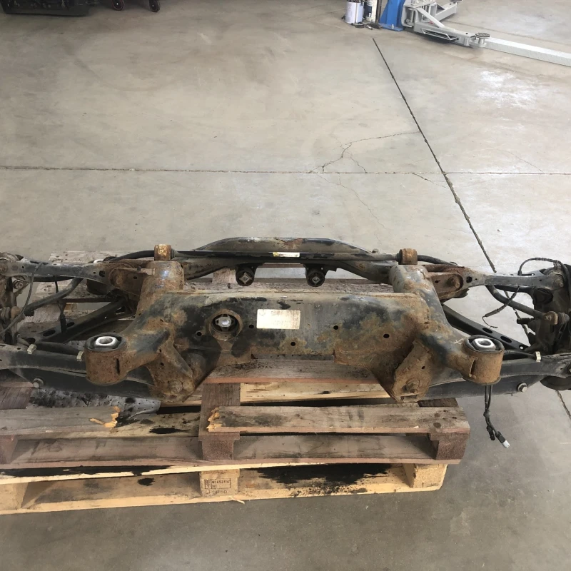 Punte spate / BMW X3 F25 2011 / Directie si suspensie