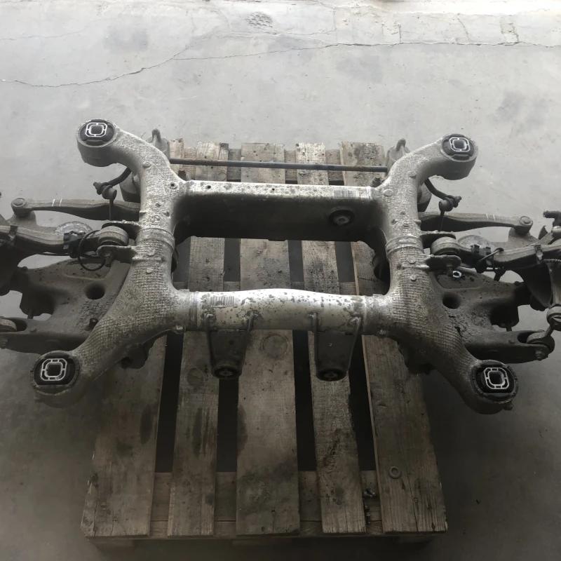 Punte spate / BMW Seria 5 F11 2013 / Directie si suspensie
