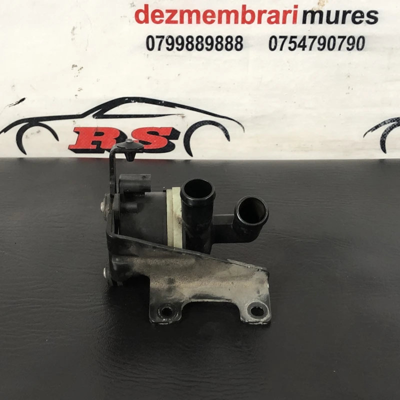Pompa apa / Audi Q5 8R 2012 / Motor, racire si evacuare