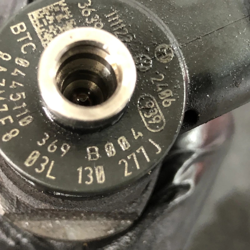 Injector / Audi Q5 8R 2012 / Motor, racire si evacuare