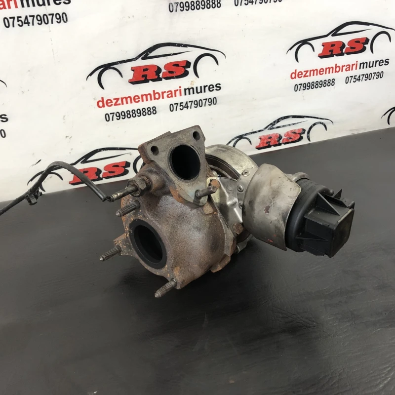 Turbosuflanta turbo turbina / Audi Q5 8R 2012 / Motor, racire si evacuare
