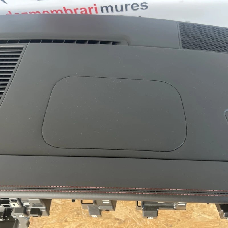 Plansa bord / Porsche Macan Macan 2019 / Interior