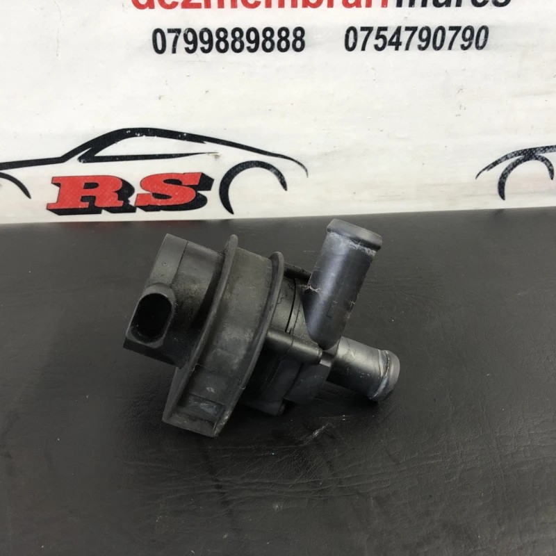 Pompa recirculare apa Audi A4 B8 2011